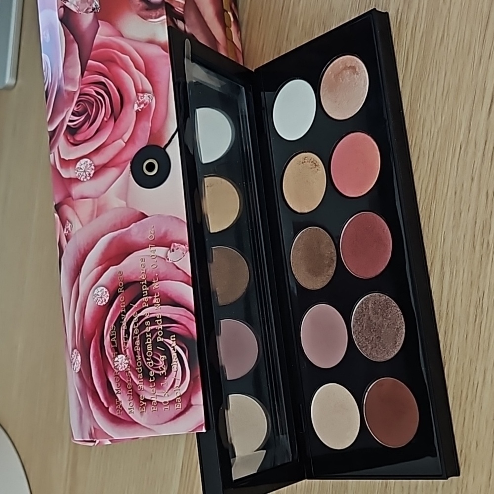 Pat McGrath Labs Mothership VII Divine Rose Eyeshadow Palette
